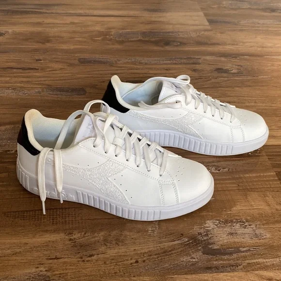 Diadora white sneakers women’s size US 8, EU 39 - Picture 2 of 8